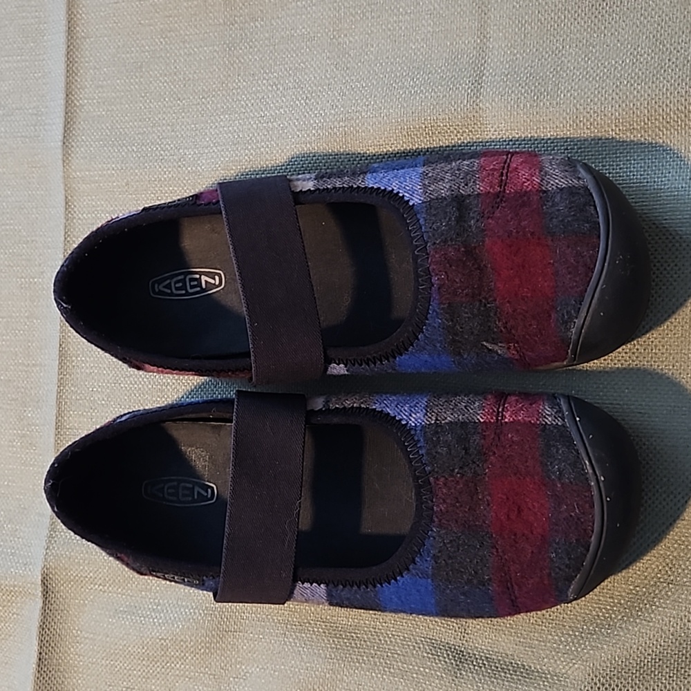 Keen Sienna Plaid Mary Jane Slip-on Shoes Women's size 8